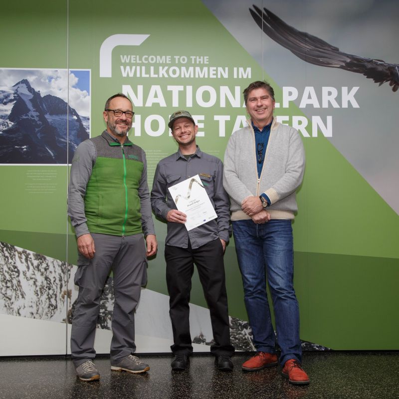 Herzlichen Glückwunsch an unseren Kärntner Nationalpark-Ranger Holger Brandl zur erfolgreich bestandenen Prüfung!