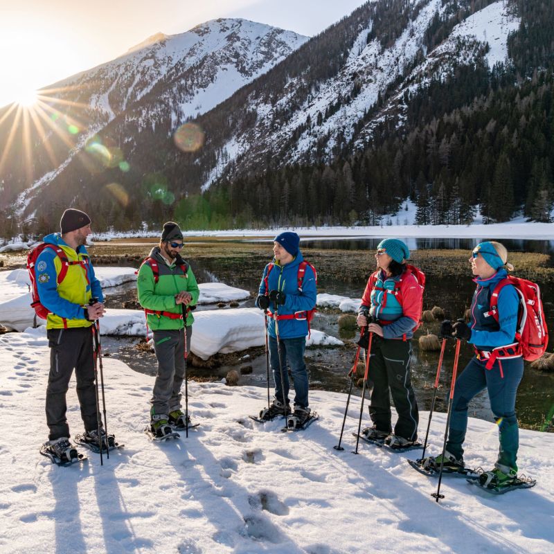 Unterwegs mit Nationalpark-Ranger:innen im Mallnitzer Seebachtal. Foto BergimBild